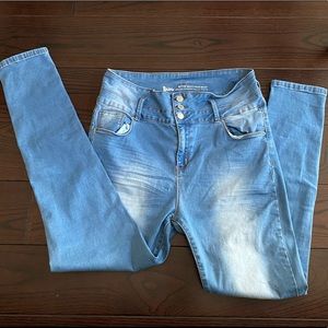 US15 Urban Planet High-Rise Skinny Jeans